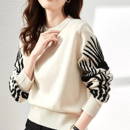Mono Muse Graphic Knit Pullover