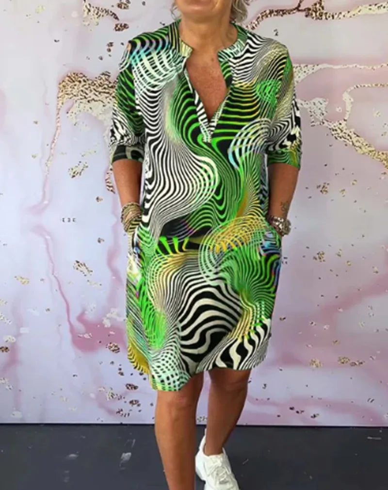 Print Aura Elegant V-Neck Sweater Dress