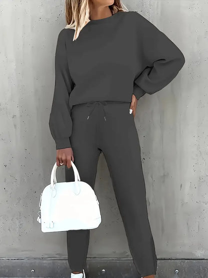 Fashionable Round Neck Sweatshirt