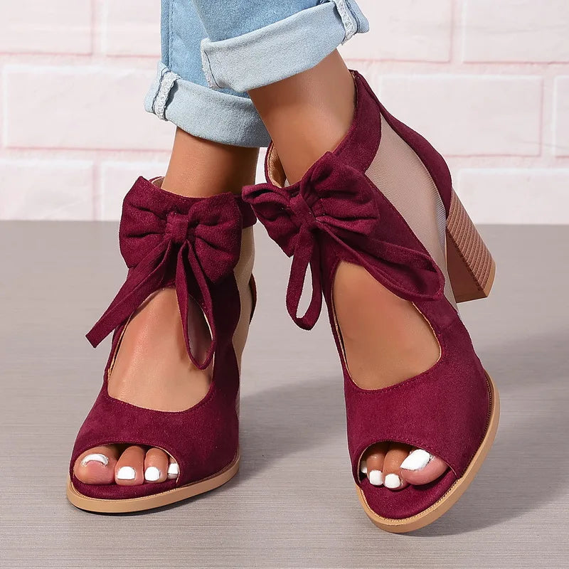 Chic Hue Fishmouth Heels