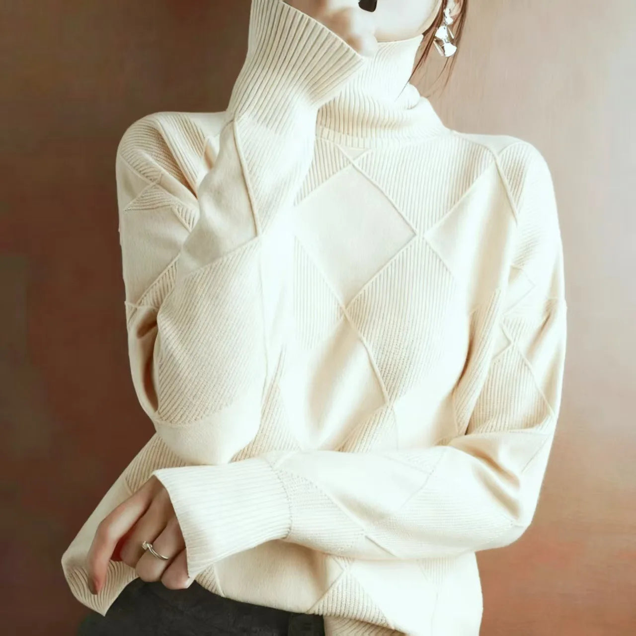 High Collar Sweater  Pure Color Diamond