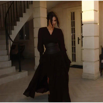 Elegant Waist-Cinch V-Neck Maxi Dress