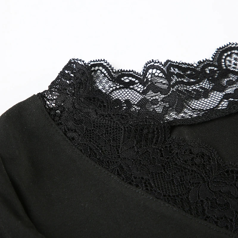 Lace Edge Slim V-Neck Long Sleeve Tee