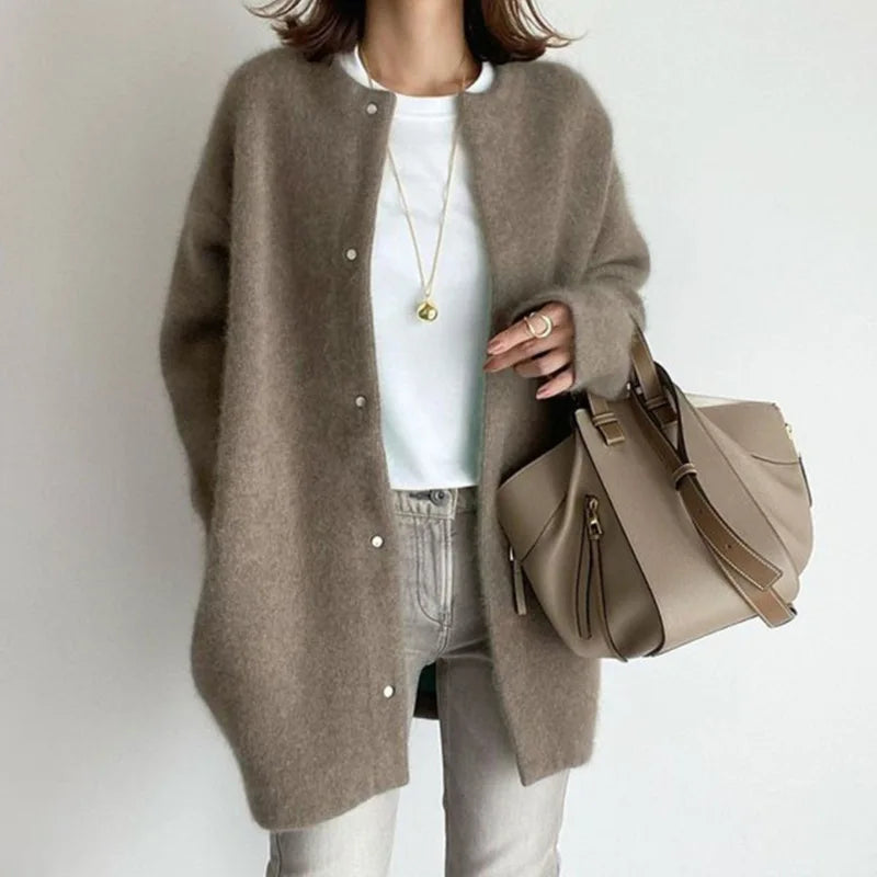 Elegance Blend Mid-Length Wool Coat