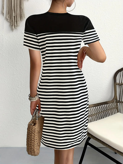 Trendy Striped Colorblock T-Shirt Dress