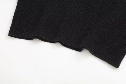 Contrast Knit O-Neck Sweater