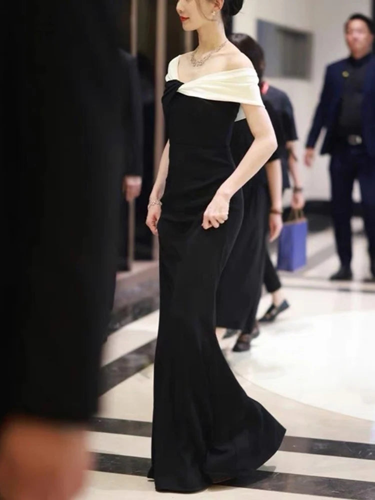 Glam Curve Contrast Slit Dress