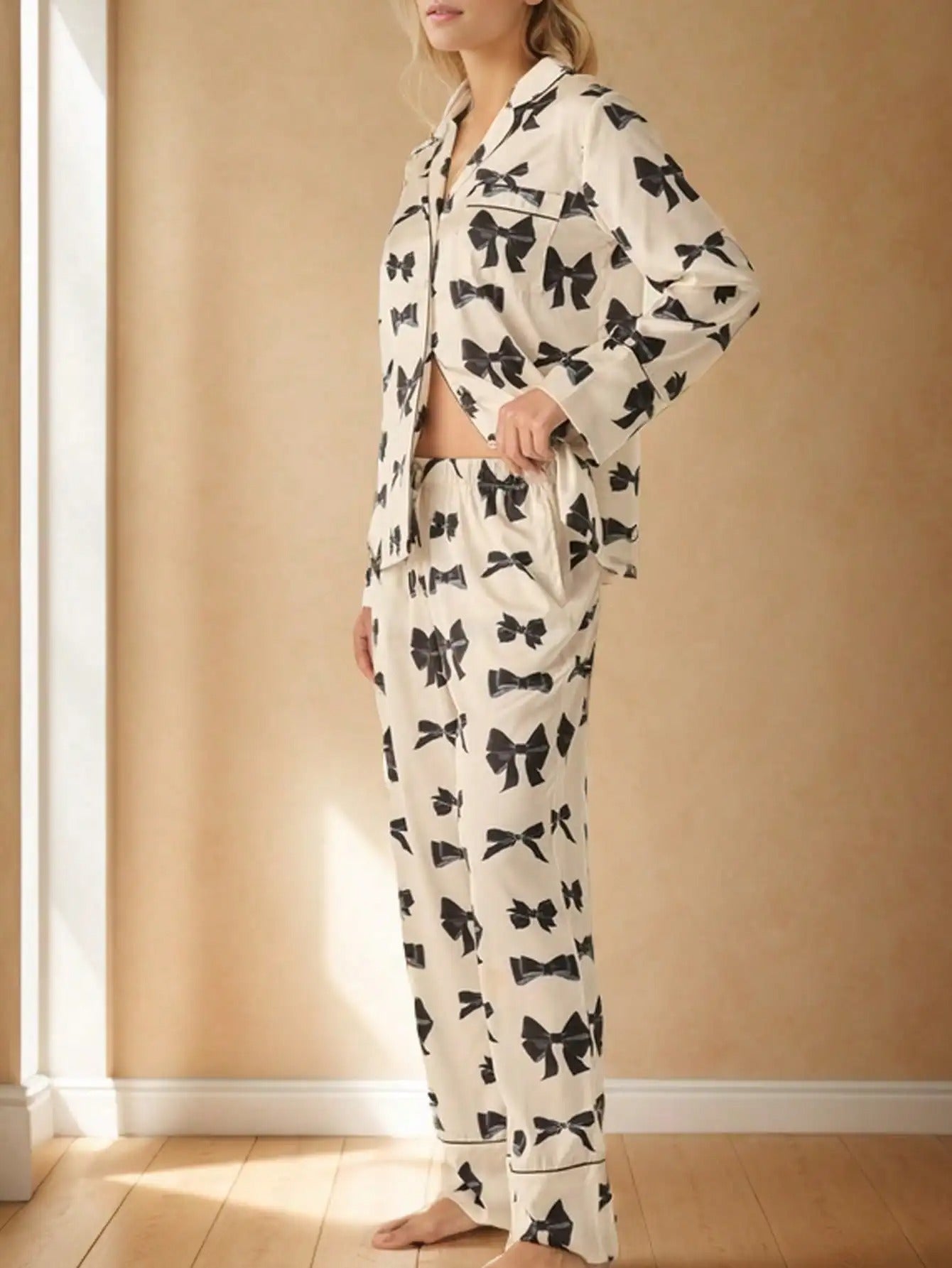 Cozy Charm Women's Printed Pajama Set