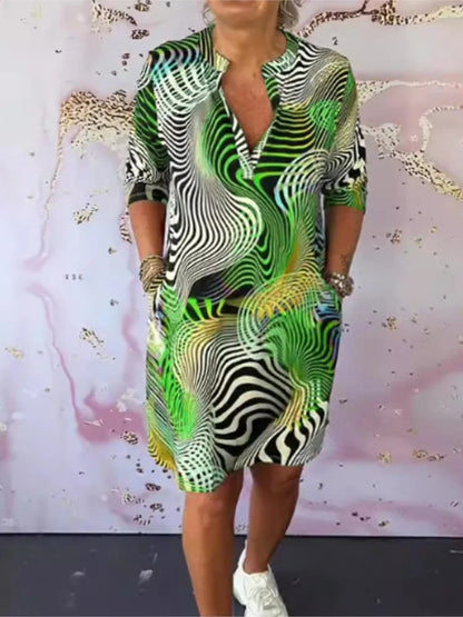 Print Aura Elegant V-Neck Sweater Dress