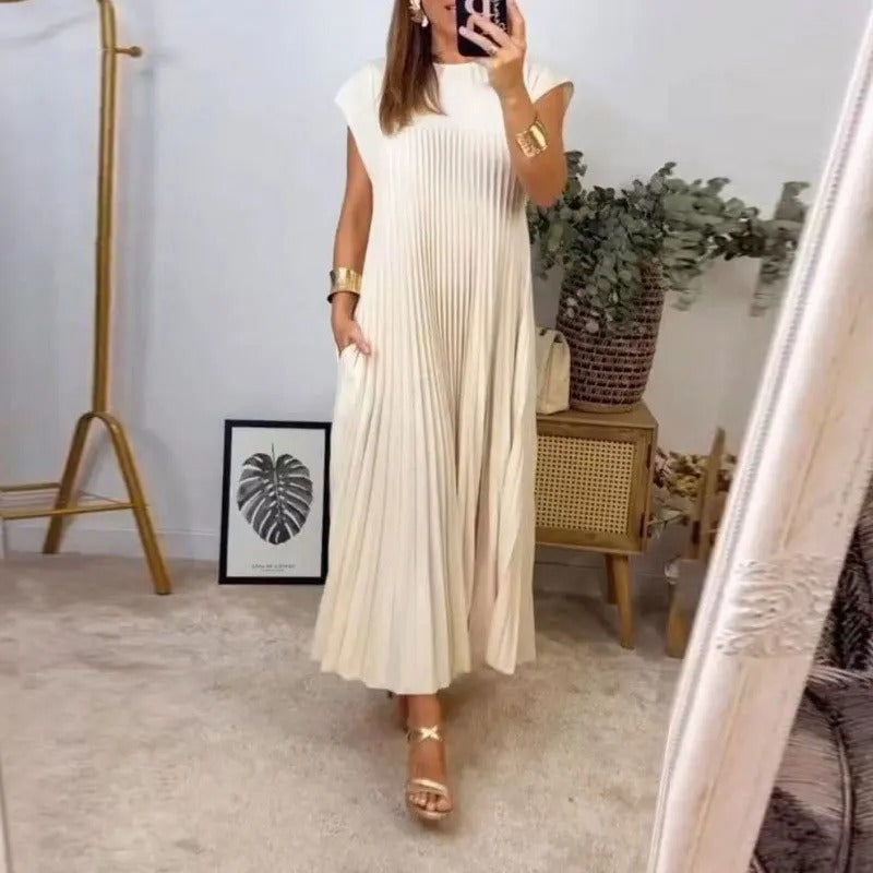 Elegant Sleeveless Pleated Summer Dress